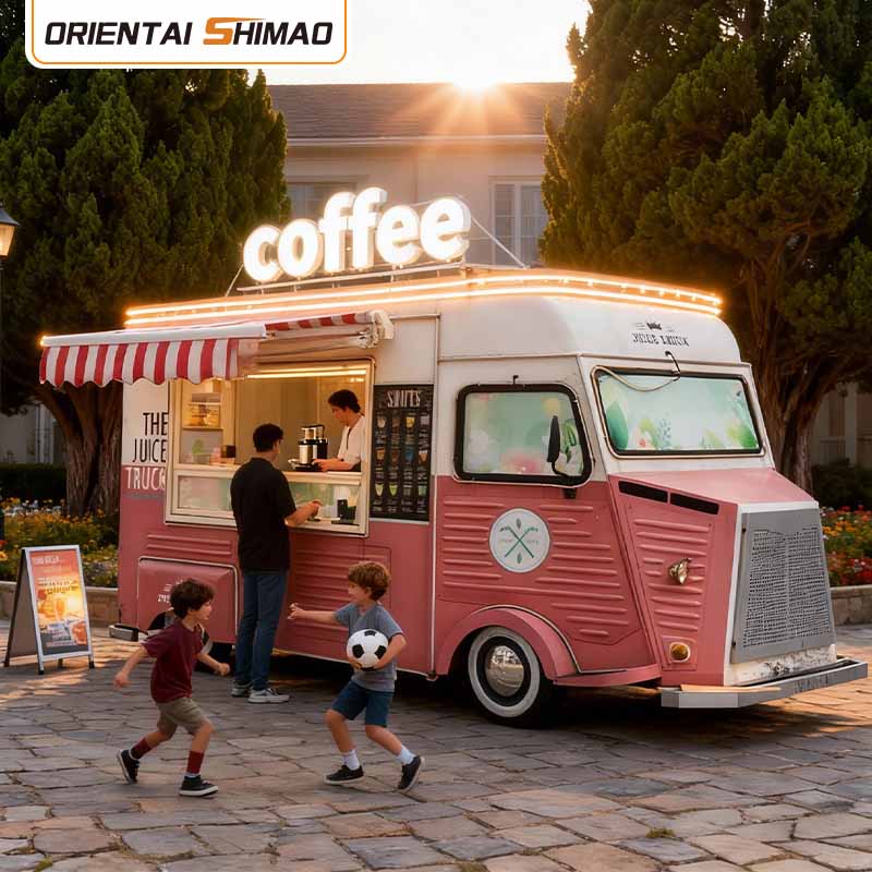 খাদ্য ট্রেলার সম্পূর্ণরূপে সজ্জিত